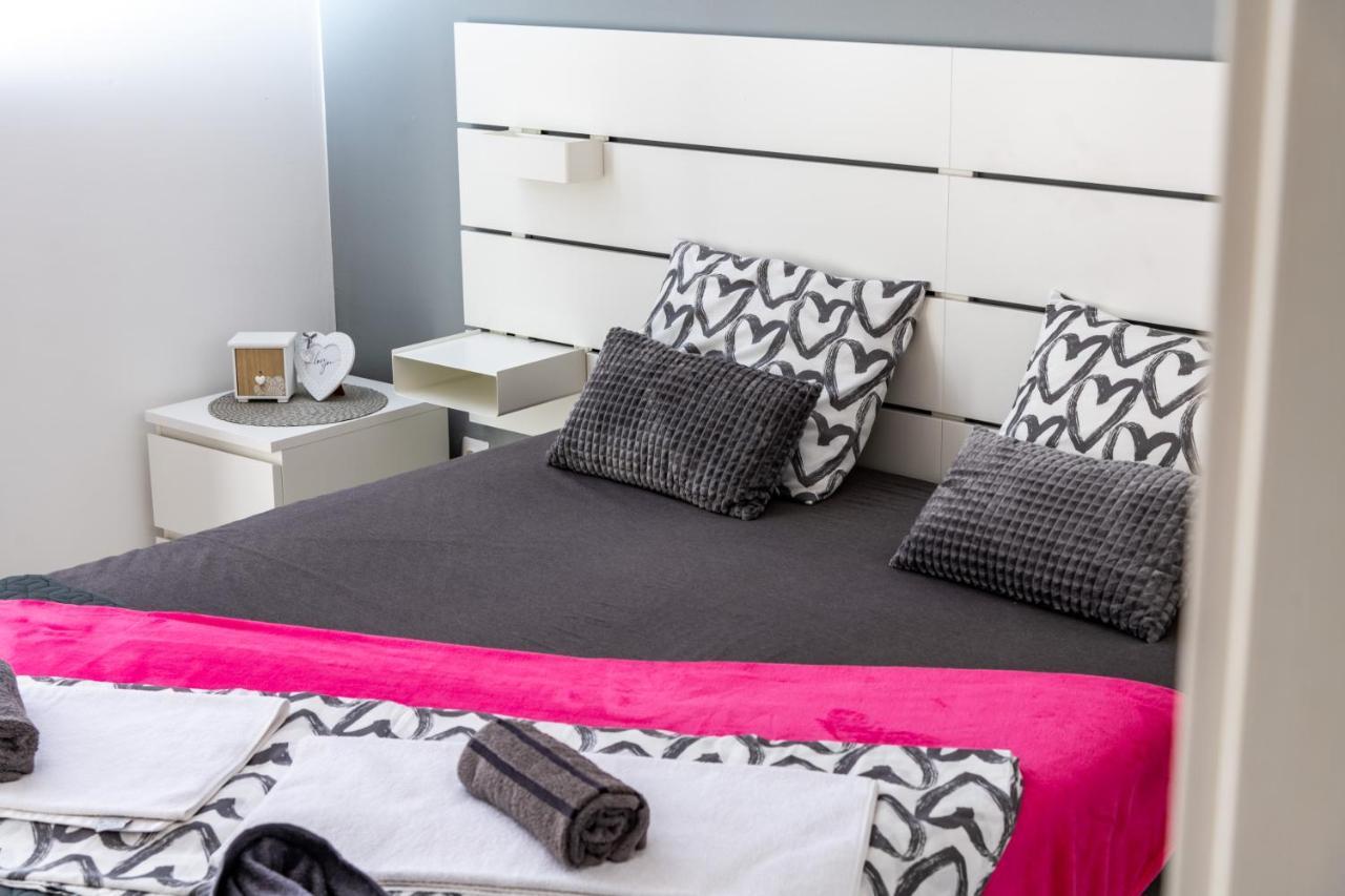 Amare Apartments Bobovisca Екстериор снимка