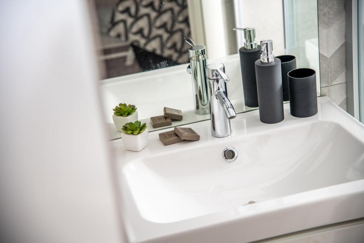 Amare Apartments Bobovisca Екстериор снимка