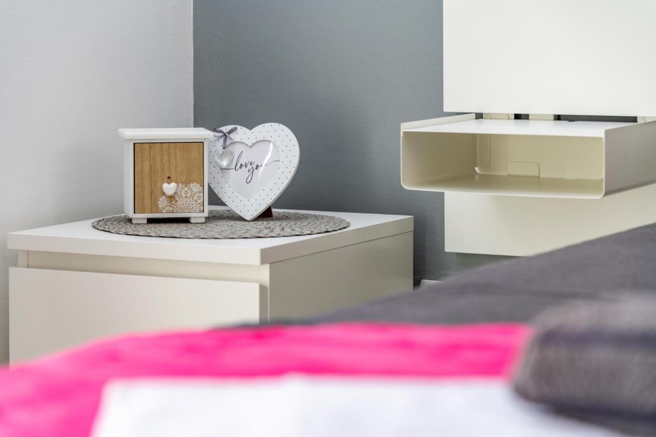 Amare Apartments Bobovisca Екстериор снимка