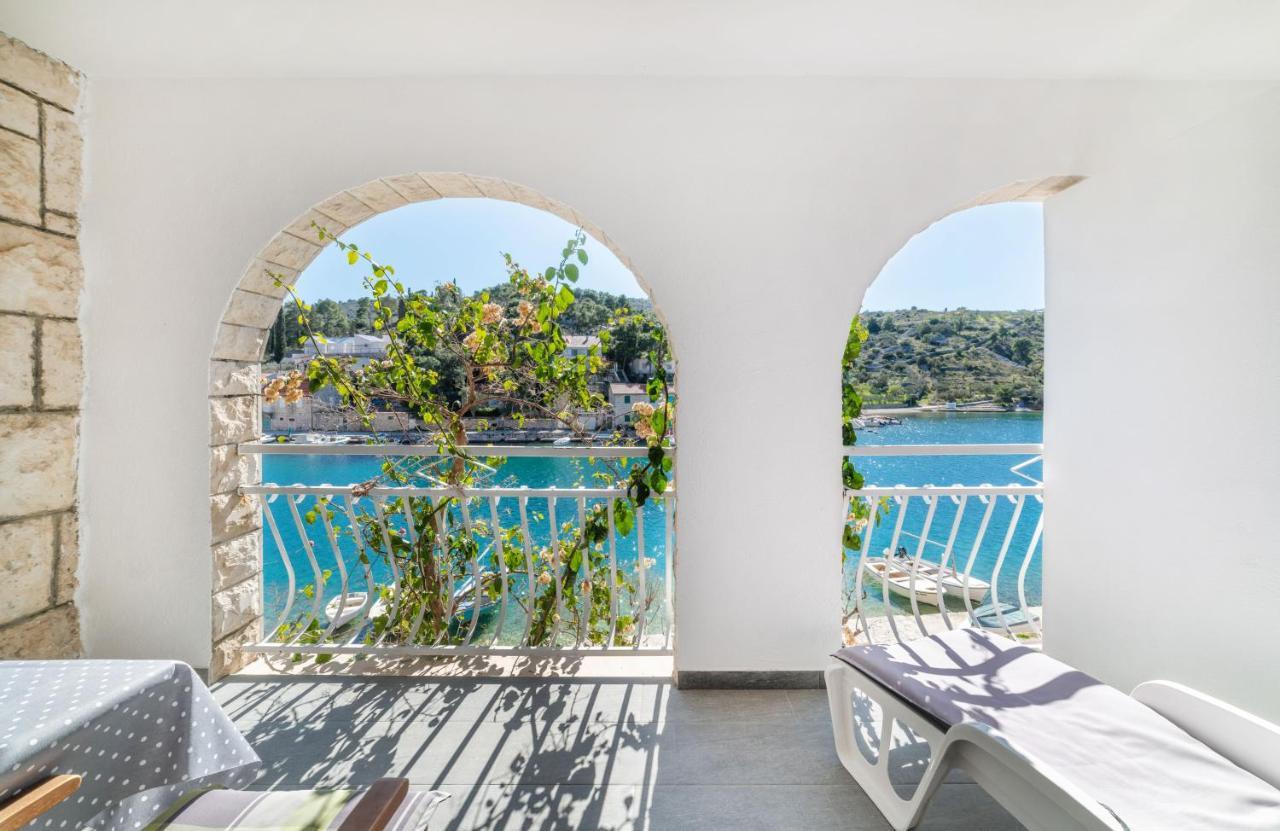 Amare Apartments Bobovisca Екстериор снимка