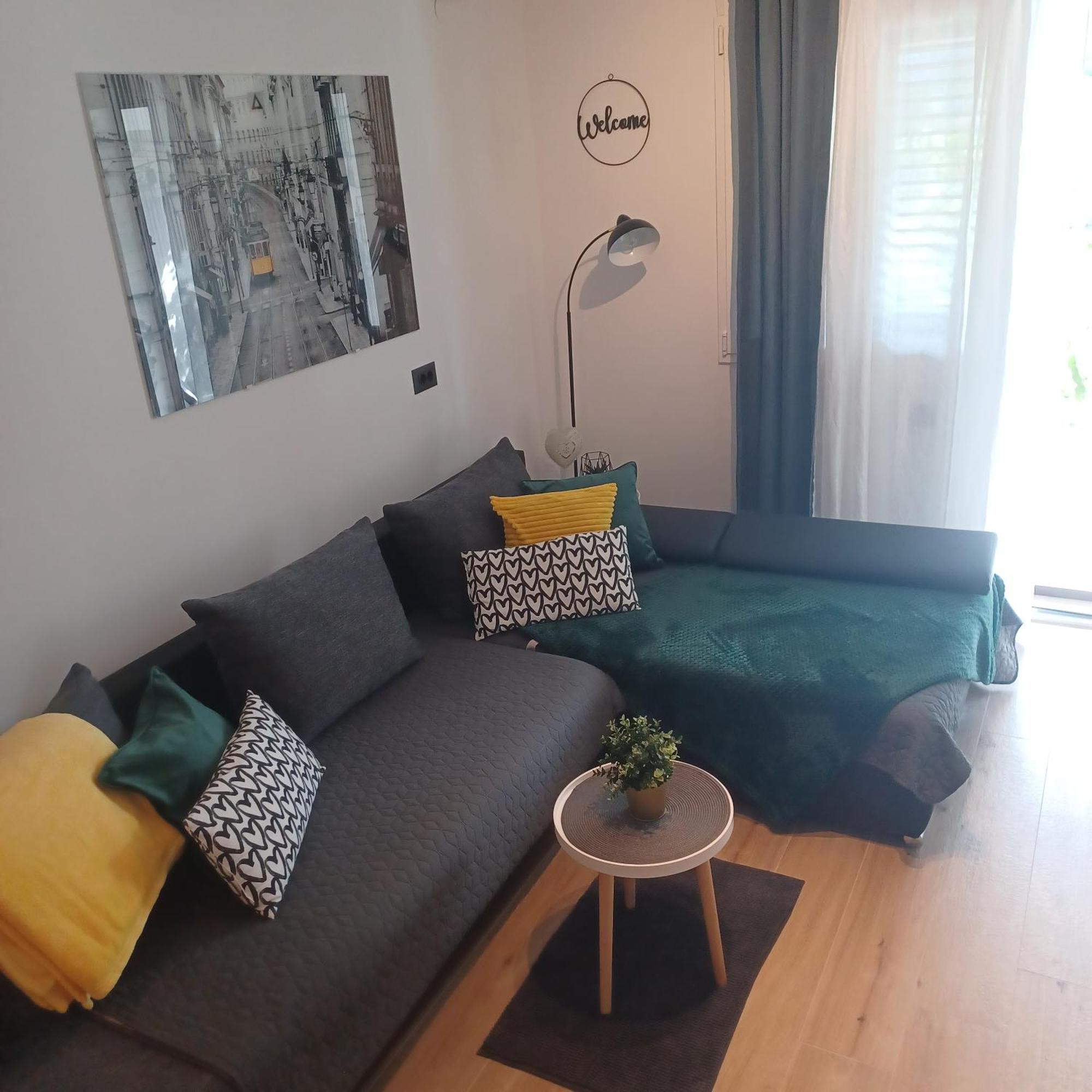 Amare Apartments Bobovisca Екстериор снимка